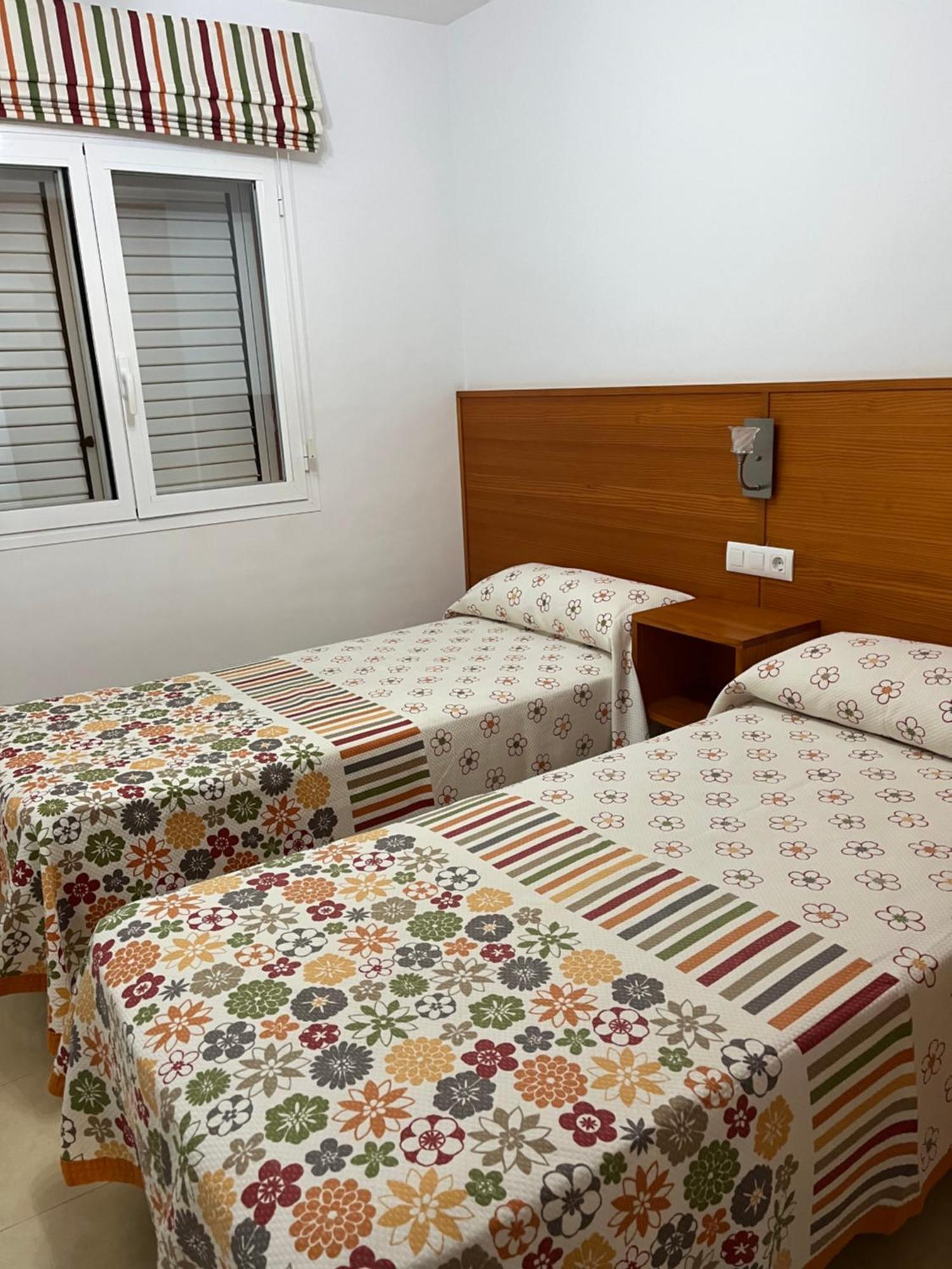 Apartamentos Turisticos Mirador Del Mar ปาโลมาเรส ภายนอก รูปภาพ